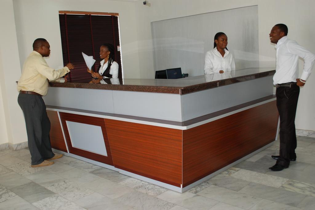 Knightsbridge Hotel Ikeja Exterior foto