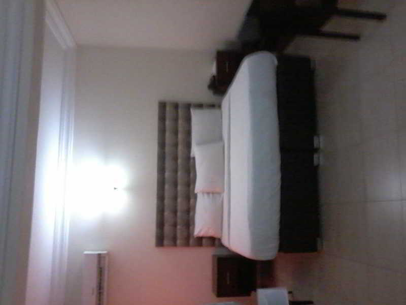 Knightsbridge Hotel Ikeja Exterior foto